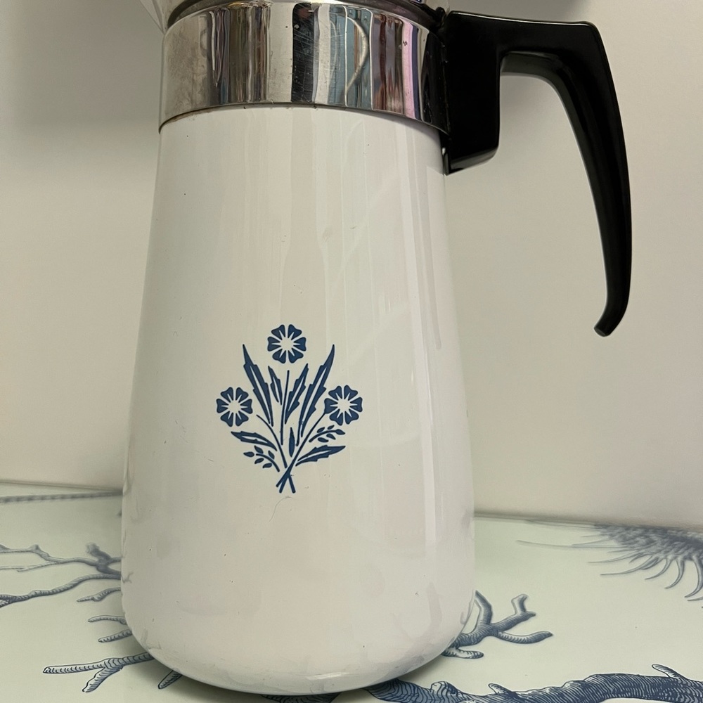 Corning ware 9 cup coffee percolator with parts